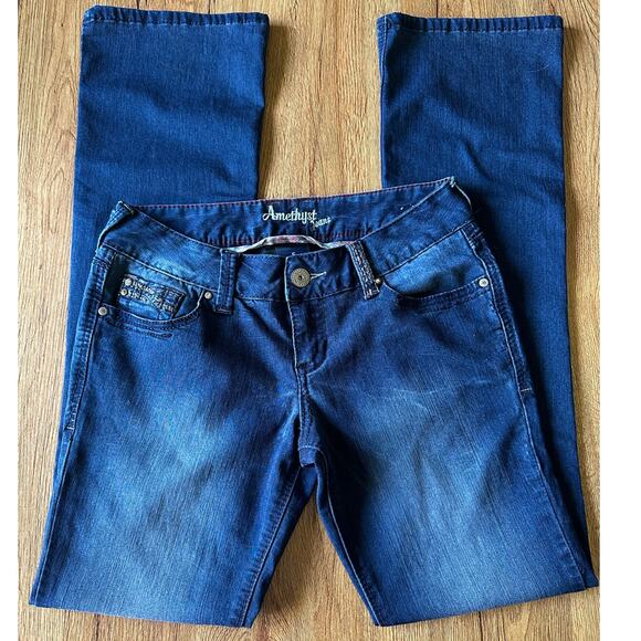 Amethyst Vtg Low Rise Medium Wash Flare Jeans Size 5 - Picture 1 of 8